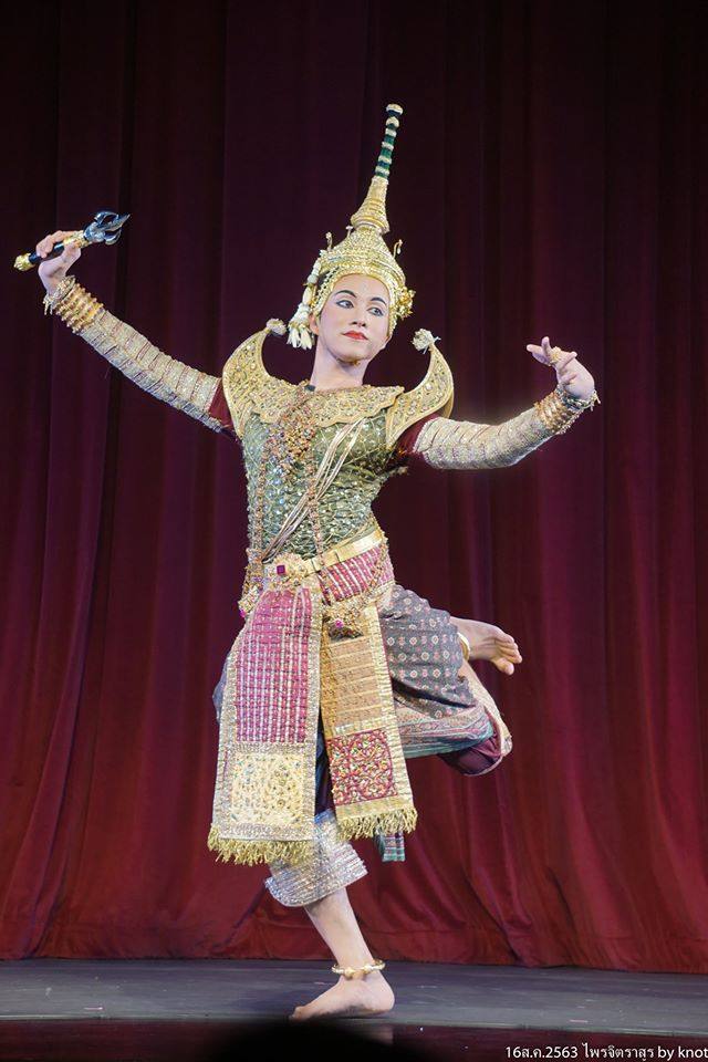 Thailand 🇹🇭 | “ไพจิตราสูร” Khon masked dance drama in Thailand