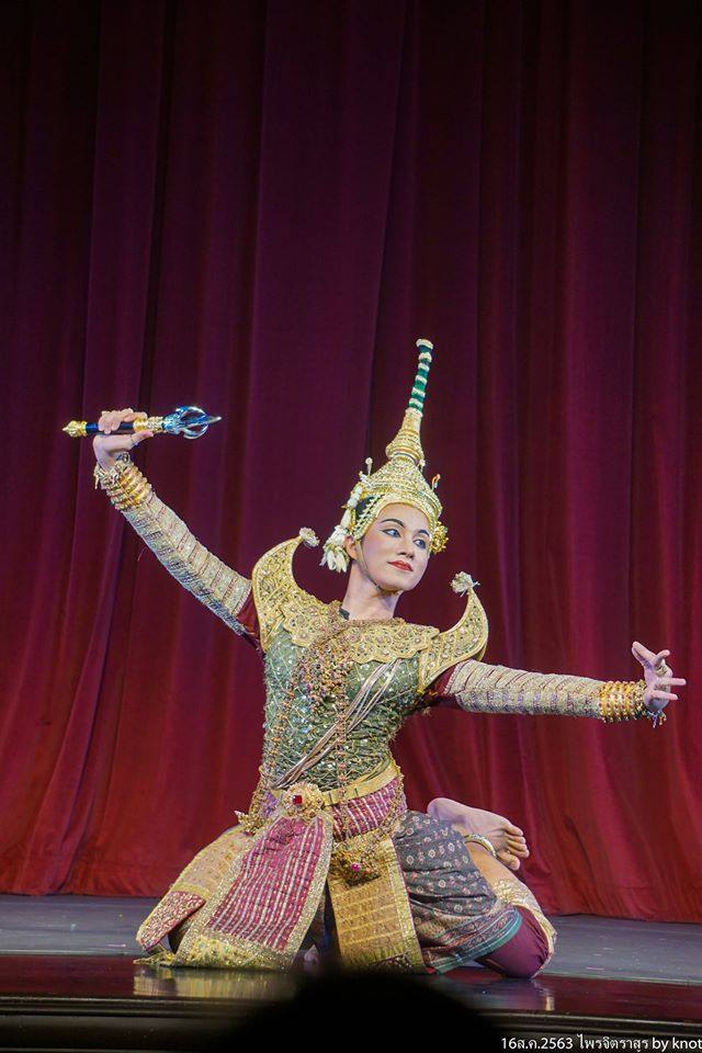 Thailand 🇹🇭 | “ไพจิตราสูร” Khon masked dance drama in Thailand