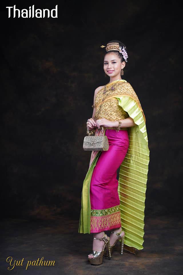 THAILAND ðđð | Thai national costume, āļāļļāļāđāļāļĒāļāļąāļāļĢāļāļĢāļĢāļāļī