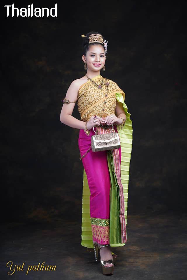 THAILAND ðđð | Thai national costume, āļāļļāļāđāļāļĒāļāļąāļāļĢāļāļĢāļĢāļāļī