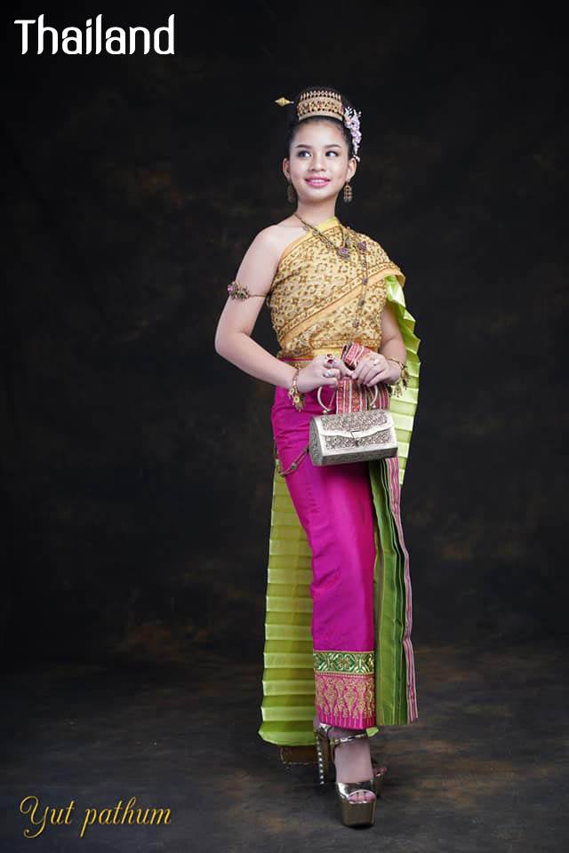 THAILAND ðđð | Thai national costume, āļāļļāļāđāļāļĒāļāļąāļāļĢāļāļĢāļĢāļāļī