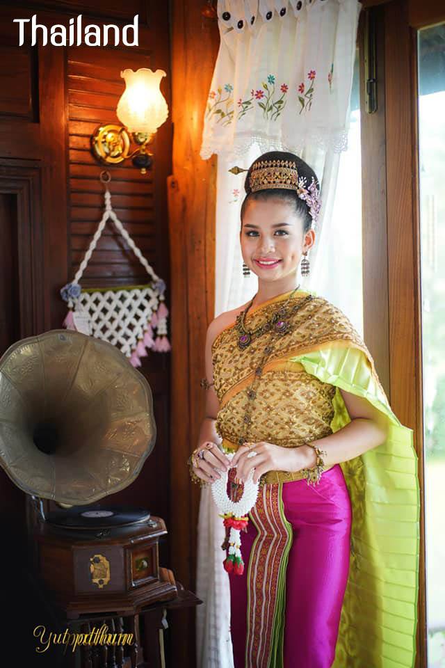 THAILAND ðđð | Thai national costume, āļāļļāļāđāļāļĒāļāļąāļāļĢāļāļĢāļĢāļāļī