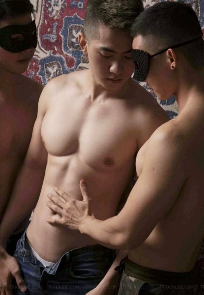 ชายน่าFUN