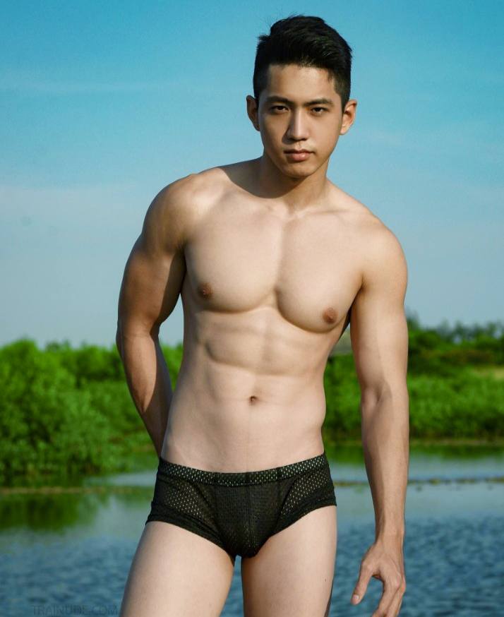 ชายน่าช็อต