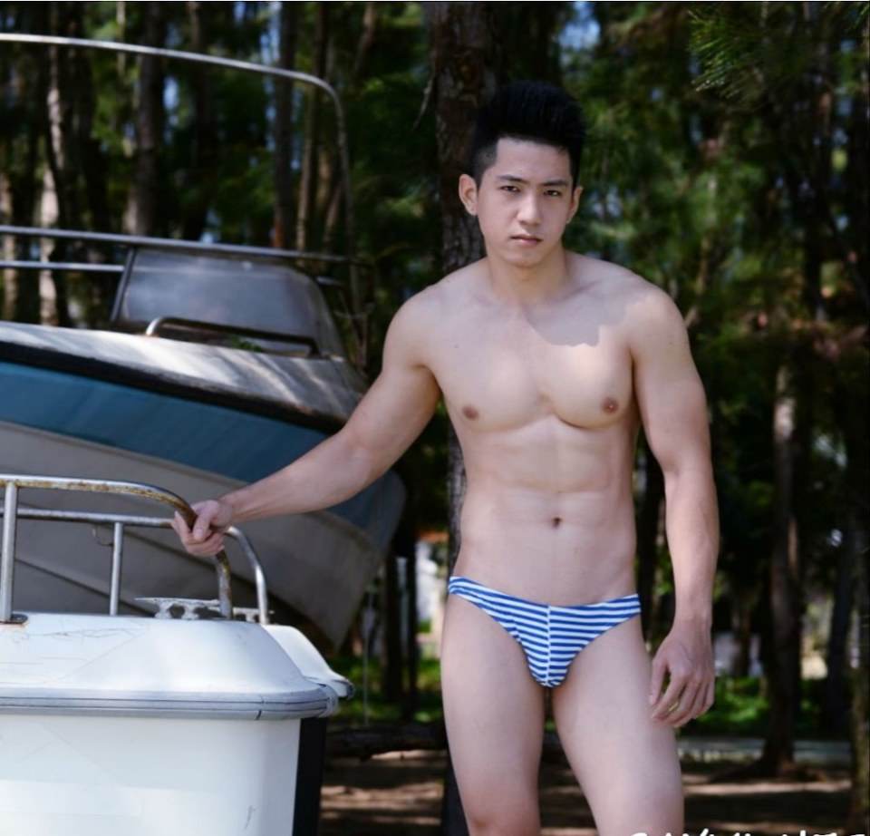 ชายน่าช็อต