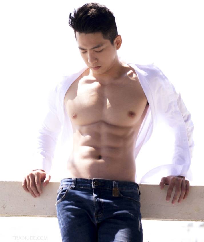 ชายน่าช็อต