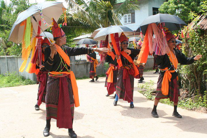 THAILAND ðđð | āļāļļāļāļāļ·āđāļāđāļĄāļ·āļāļāļāļĩāļŠāļēāļ, Isan traditional costume