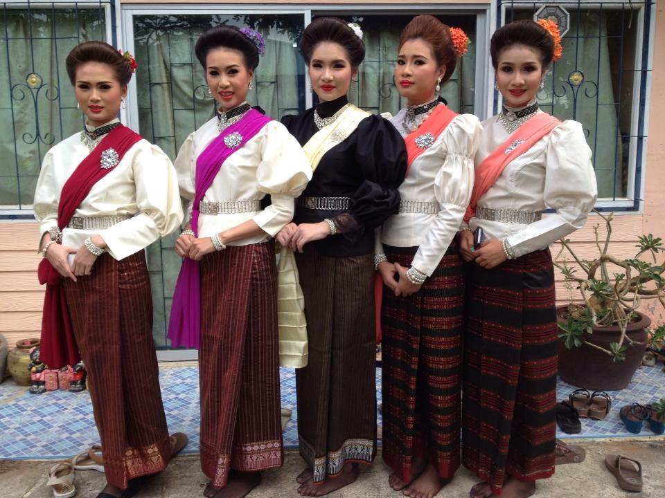 THAILAND ðđð | āļāļļāļāļāļ·āđāļāđāļĄāļ·āļāļāļāļĩāļŠāļēāļ, Isan traditional costume