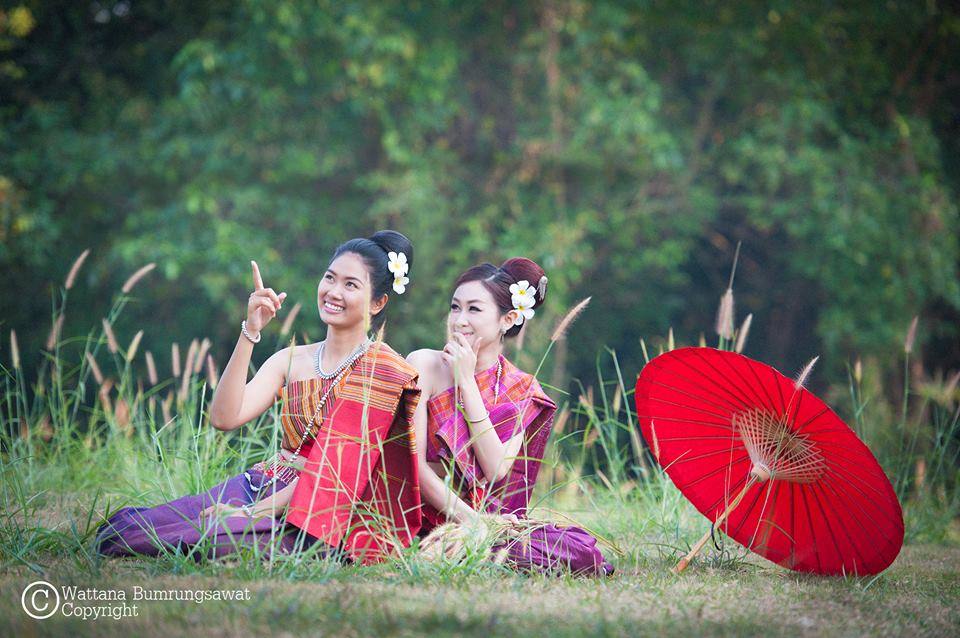 THAILAND ðđð | āļāļļāļāļāļ·āđāļāđāļĄāļ·āļāļāļāļĩāļŠāļēāļ, Isan traditional costume
