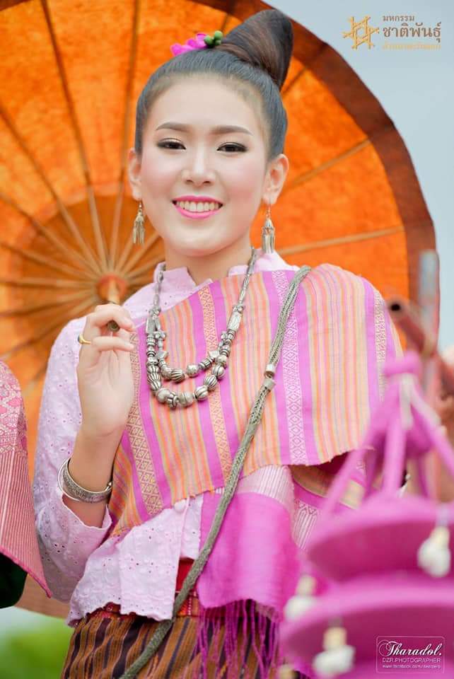 THAILAND 🇹🇭 | ชุดพื้นเมืองอีสาน, Isan traditional costume