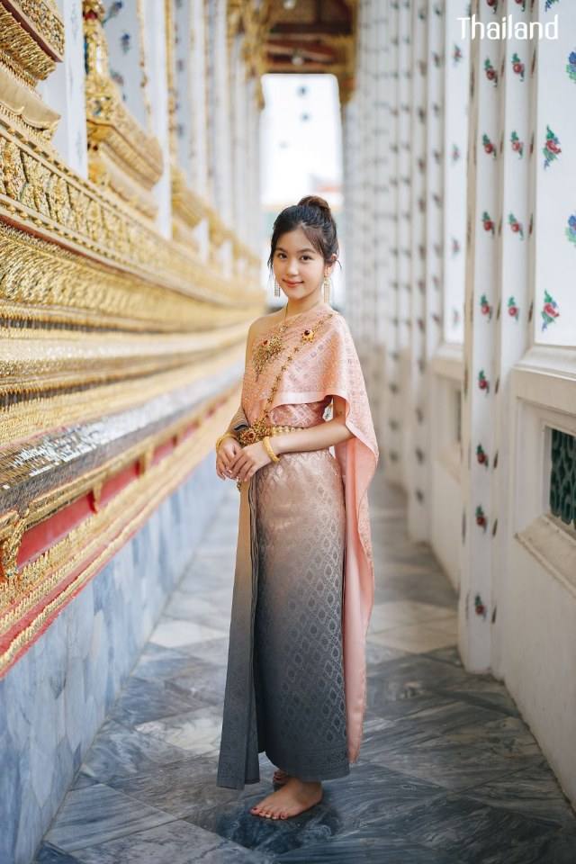 Thailand 🇹🇭 | Thai Traditional dress, ชุดไทย