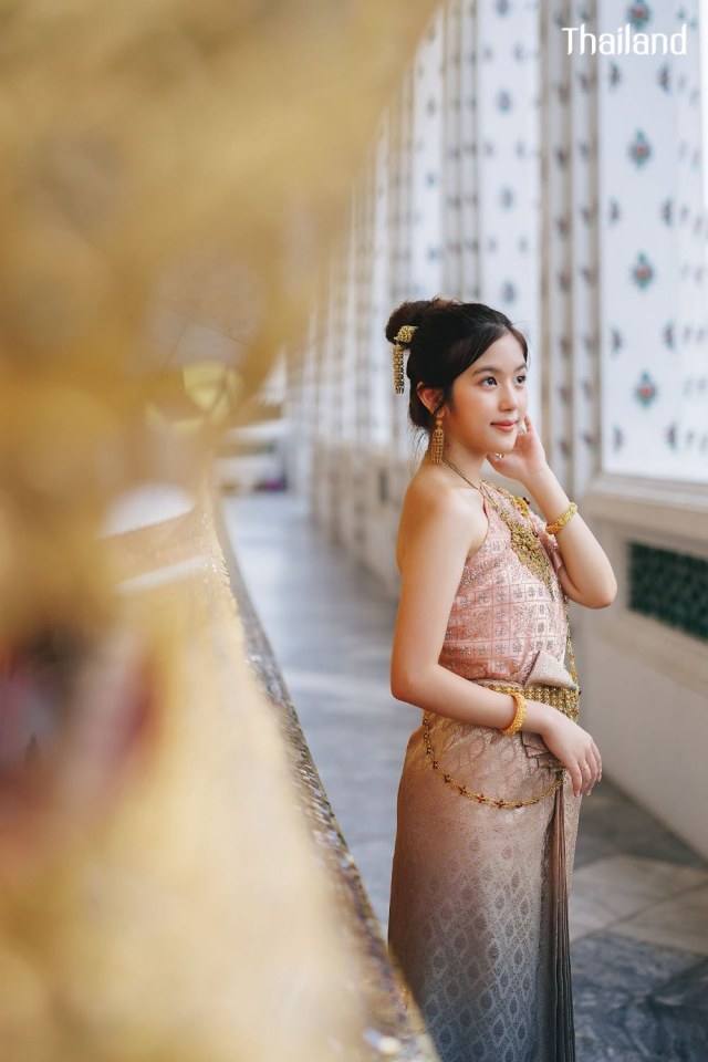 Thailand 🇹🇭 | Thai Traditional dress, ชุดไทย