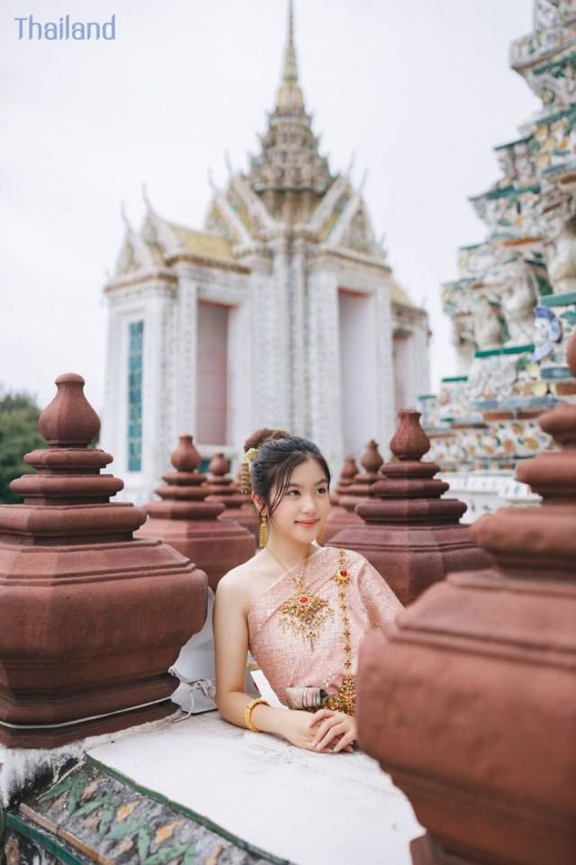 Thailand 🇹🇭 | Thai Traditional dress, ชุดไทย