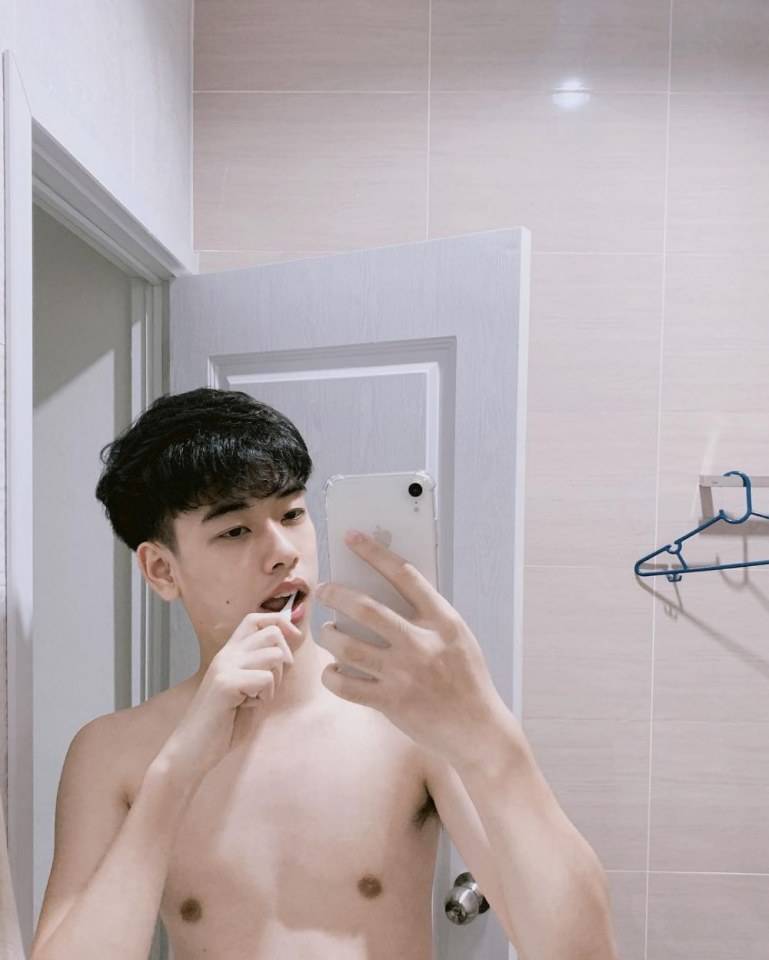 8 สุดที่ฮักรักนะต้าววาฬ CUTEmans } 21