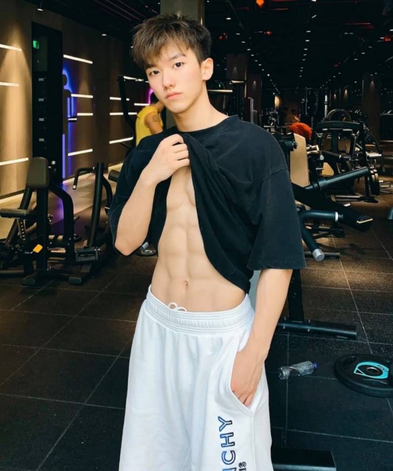 7 หิวเมื่อไหร่ก็แวะมา SEVENmans ฿ 8