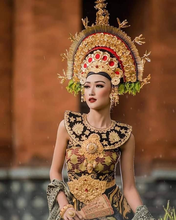 Indonesia 🇮🇩 traditional outfit