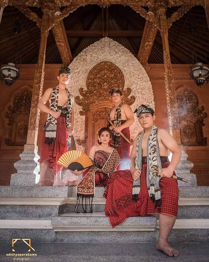 Indonesia 🇮🇩 traditional outfit