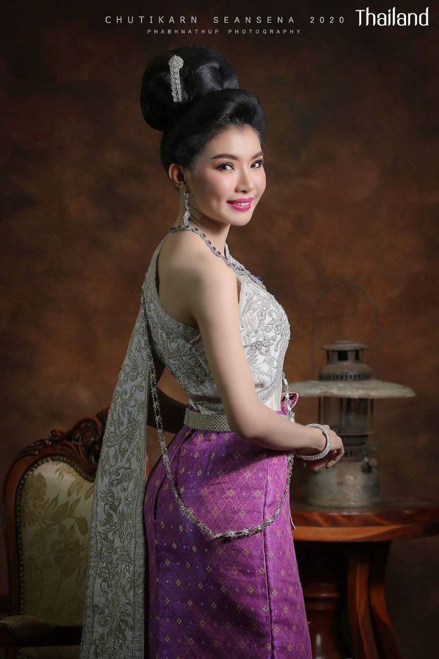 THAILAND 🇹🇭 | Thai national costume "Thai outfit" ชุดประจำชาติไทย