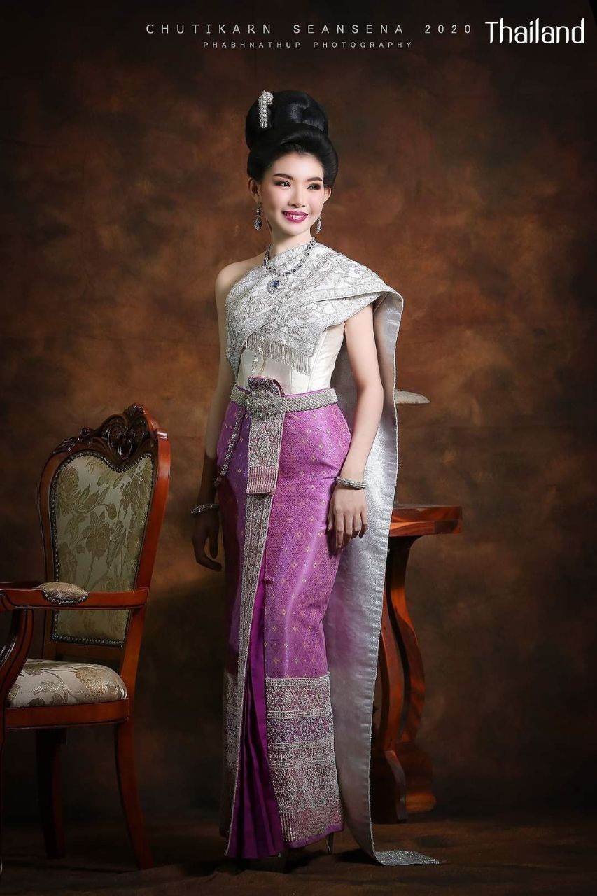 THAILAND 🇹🇭 | Thai national costume "Thai outfit" ชุดประจำชาติไทย