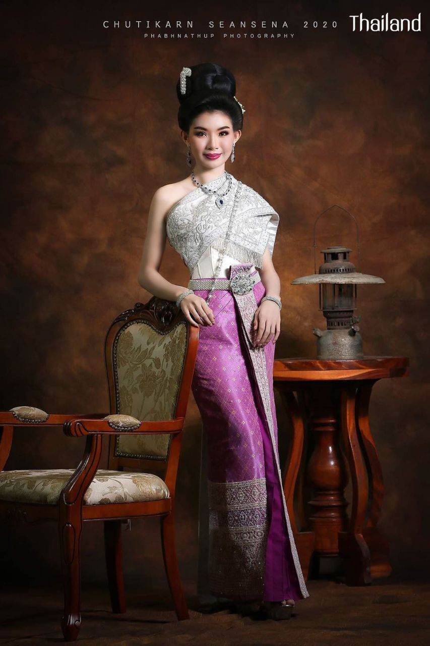 THAILAND 🇹🇭 | Thai national costume "Thai outfit" ชุดประจำชาติไทย