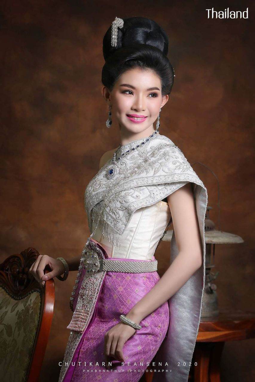 THAILAND 🇹🇭 | Thai national costume "Thai outfit" ชุดประจำชาติไทย