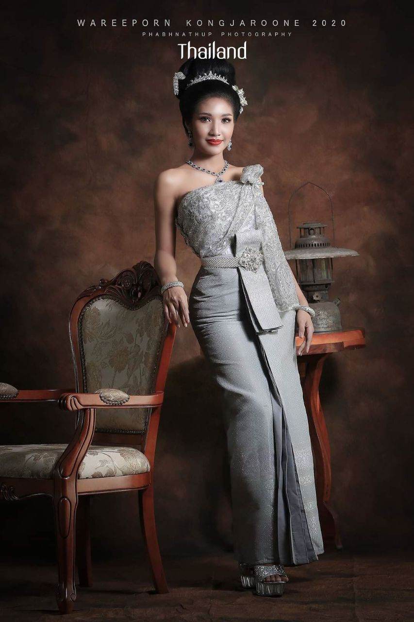 THAILAND 🇹🇭 | Thai national costume "Thai outfit" ชุดประจำชาติไทย