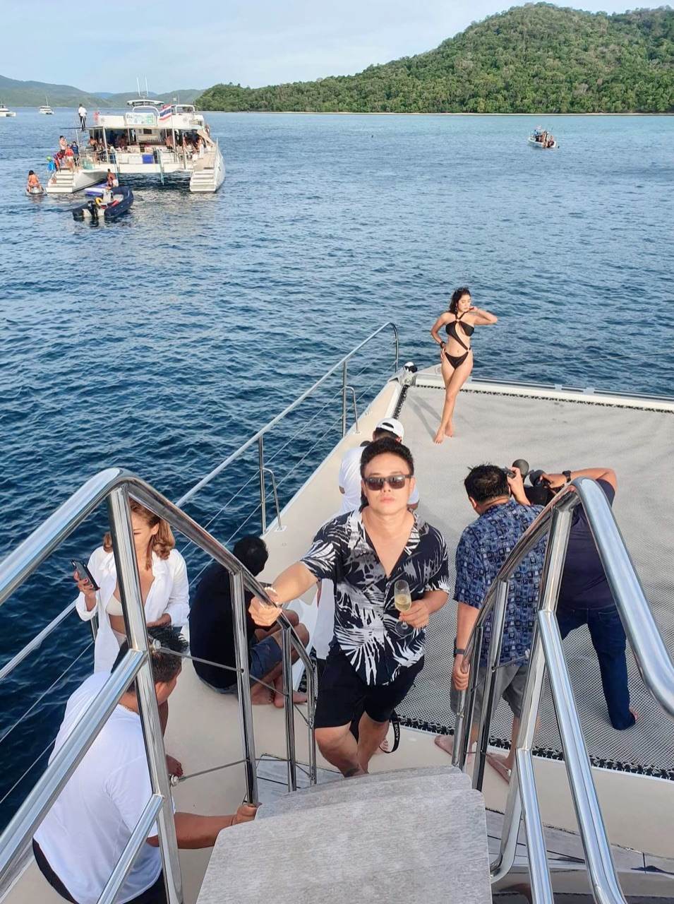 ร่องเรือยอชร์ทะเลพัทยา