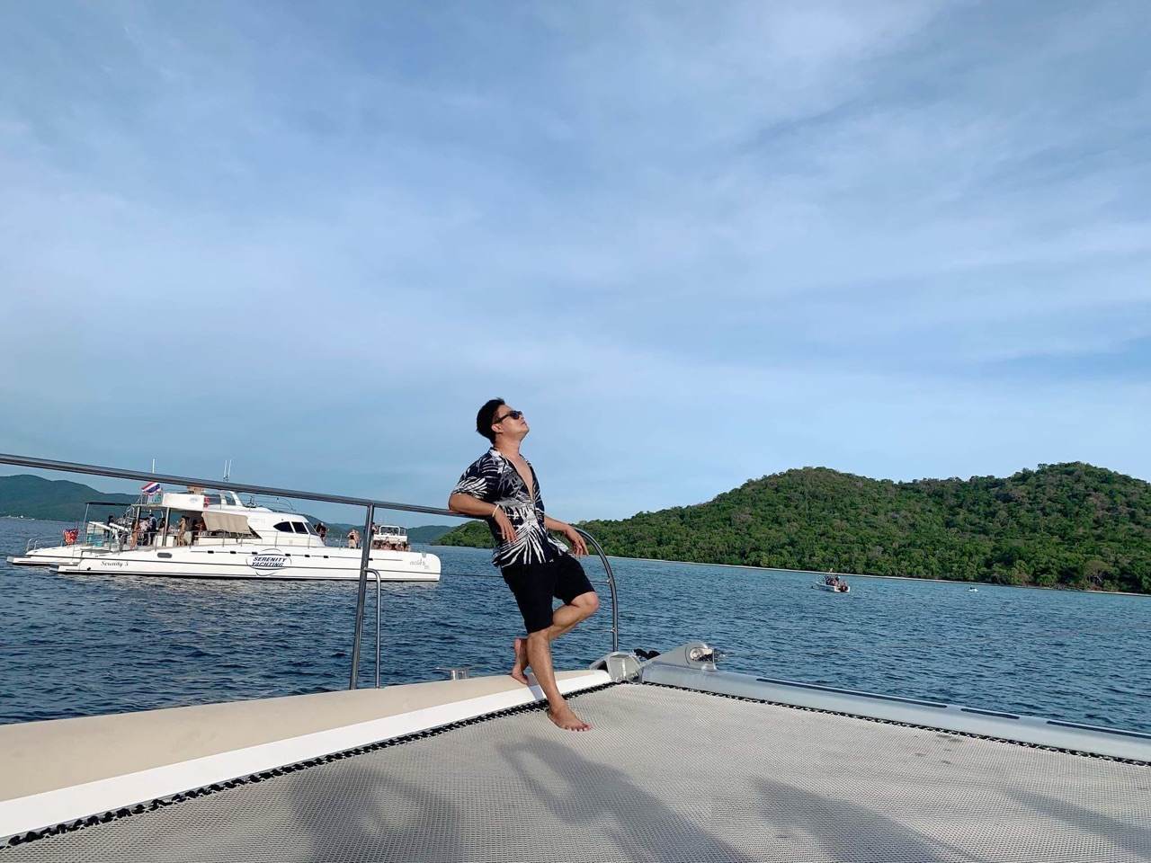 ร่องเรือยอชร์ทะเลพัทยา