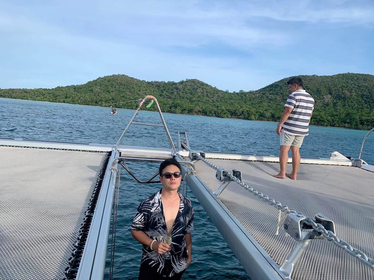 ร่องเรือยอชร์ทะเลพัทยา