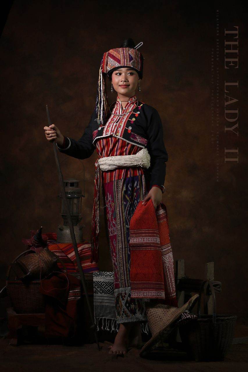 Laos 🇱🇦 | Tai meuy ethnic, "ໄຕເມີ້ຍ"