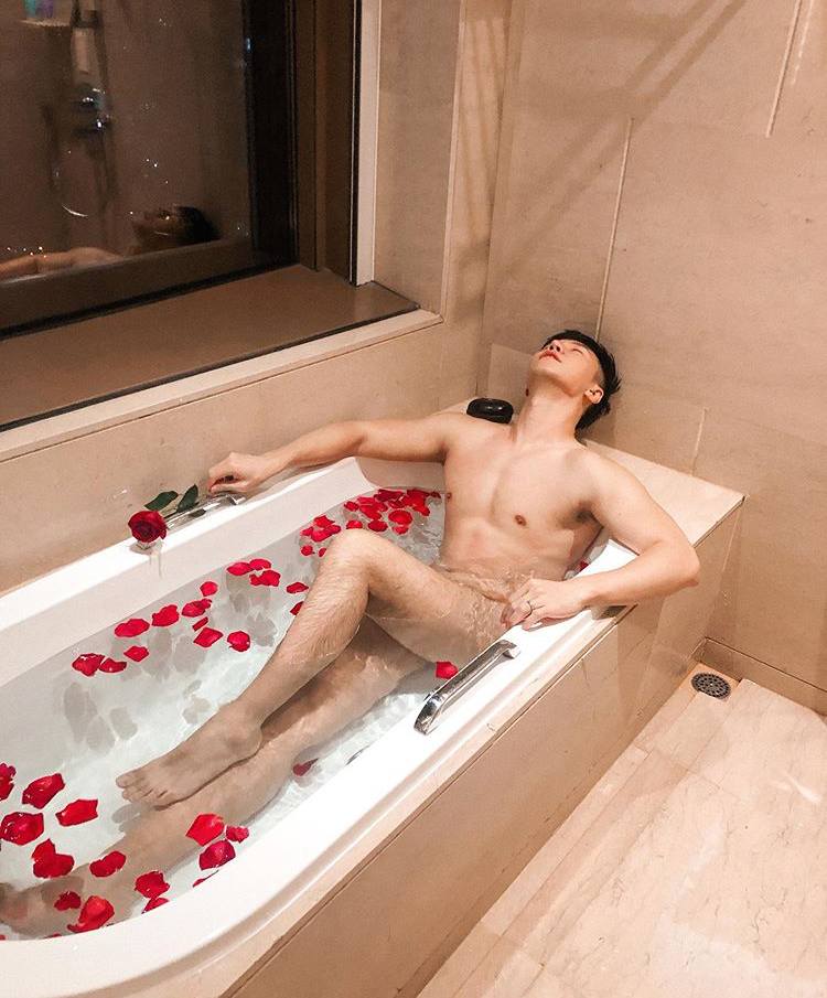 ตัวเดียวก็เซ็กซี่ได้ p<4