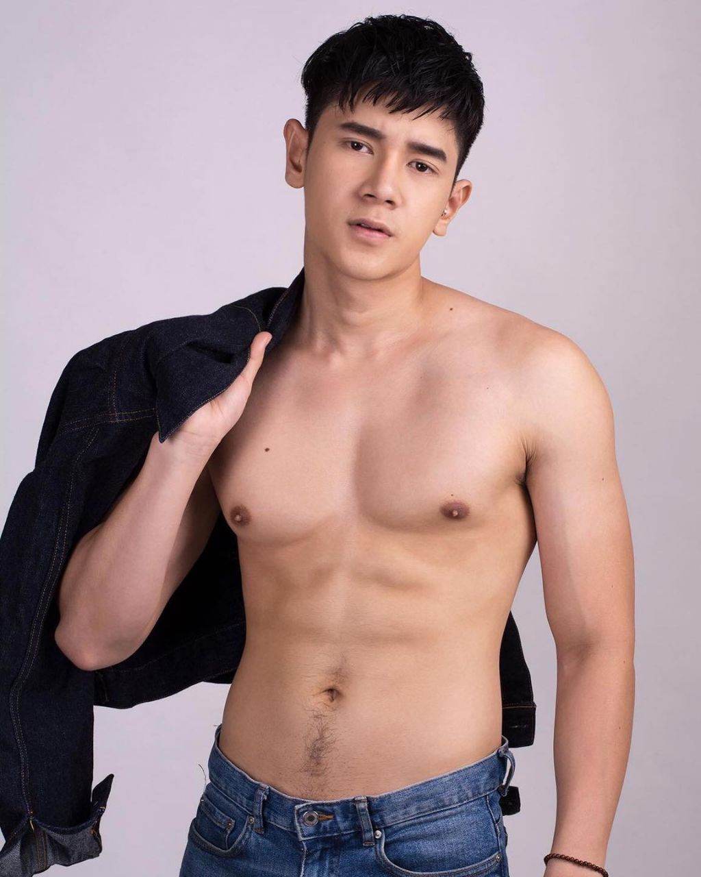 INFINITY 8 Mens Show : 4