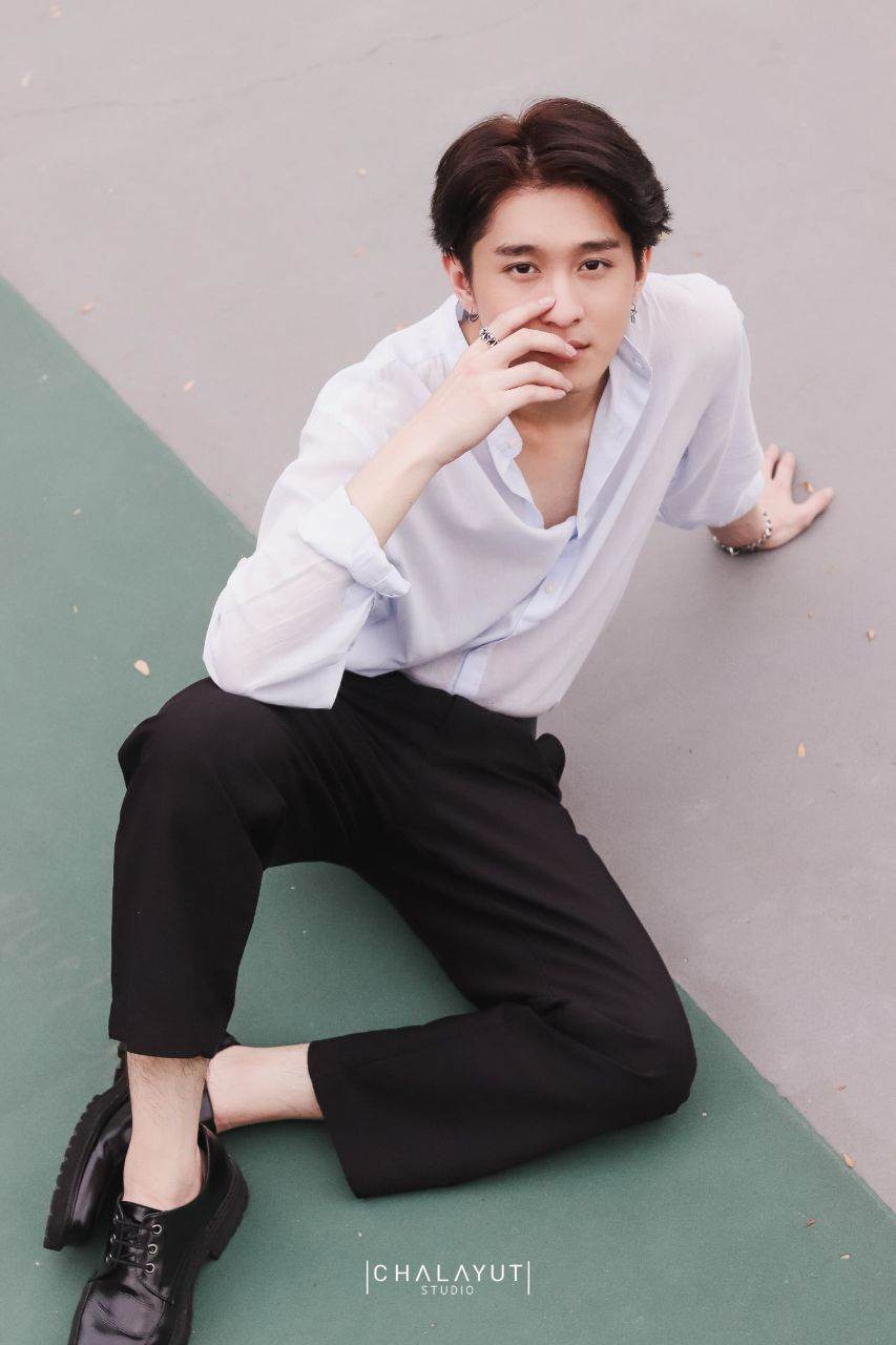 INFINITY 8 Mens Show : 25