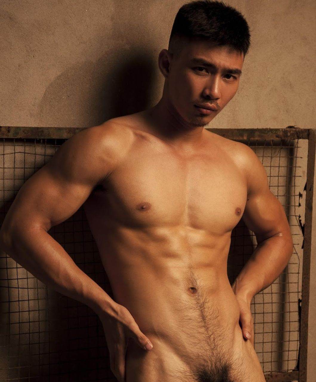 หนุ่มหล่อขึ้นปก 845.7