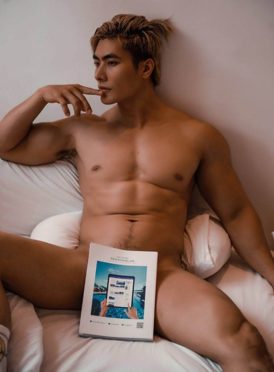 หนุ่มหล่อขึ้นปก 862.3