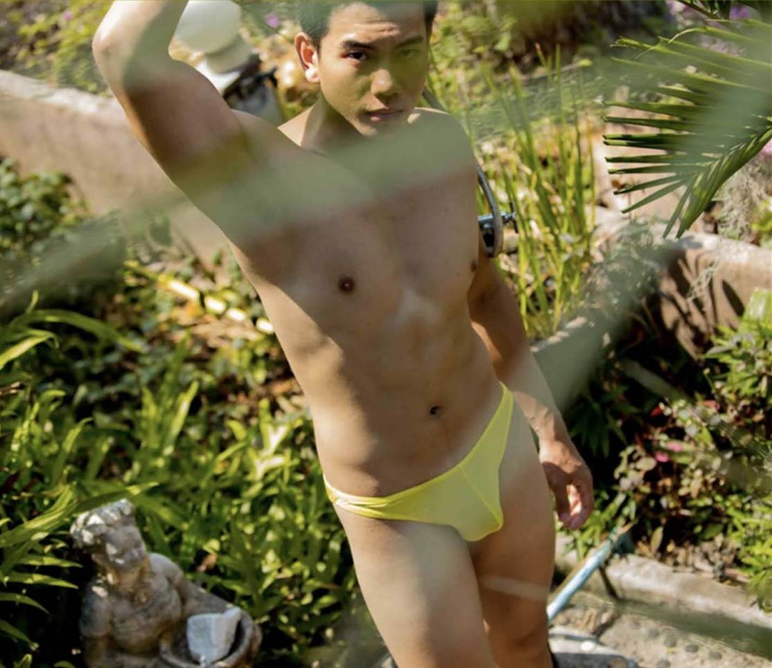 หนุ่มหล่อขึ้นปก 864.3