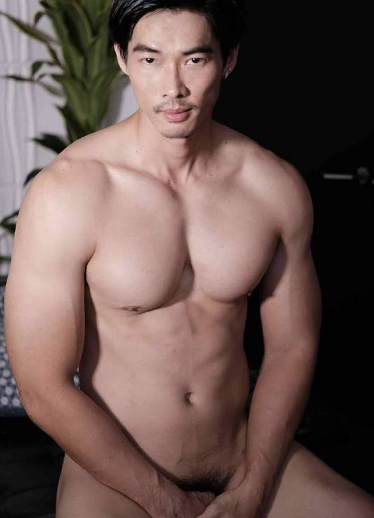 หนุ่มหล่อขึ้นปก 852.6