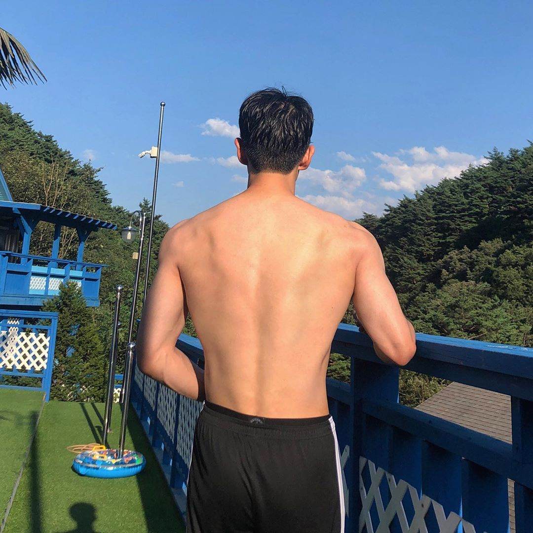 SPECIAL SET ถ้าพี่รักน้องให้หมั่นตำ } 12