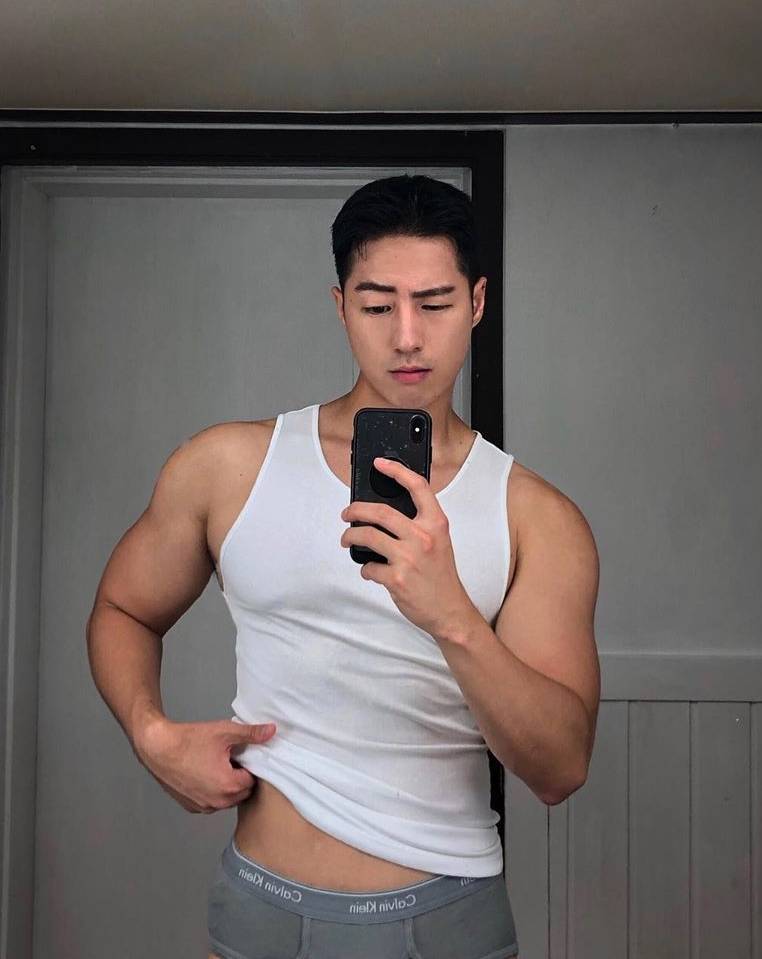 SPECIAL SET ถ้าพี่รักน้องให้หมั่นตำ } 18