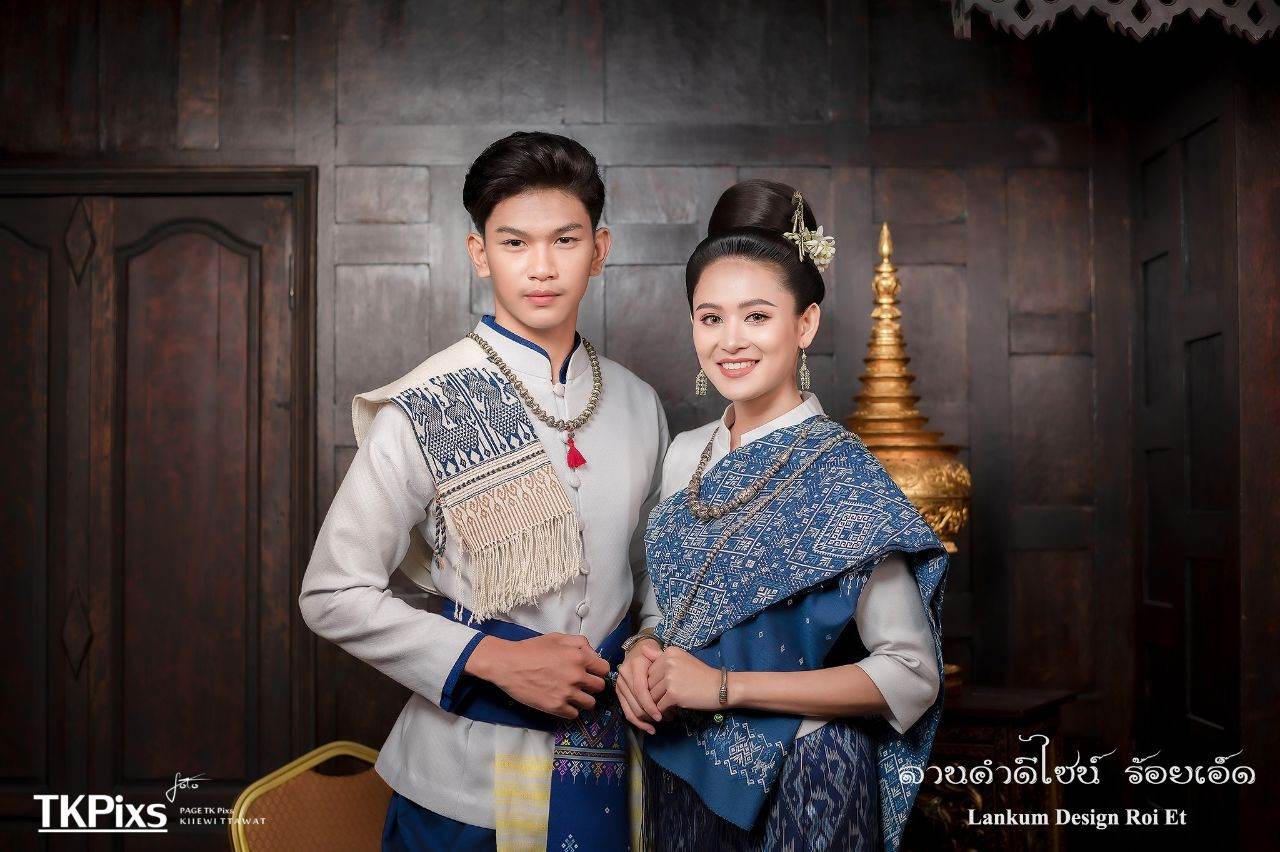 THAILAND 🇹🇭 | ชุดแต่งงานอีสาน ลานคำดีไซน์