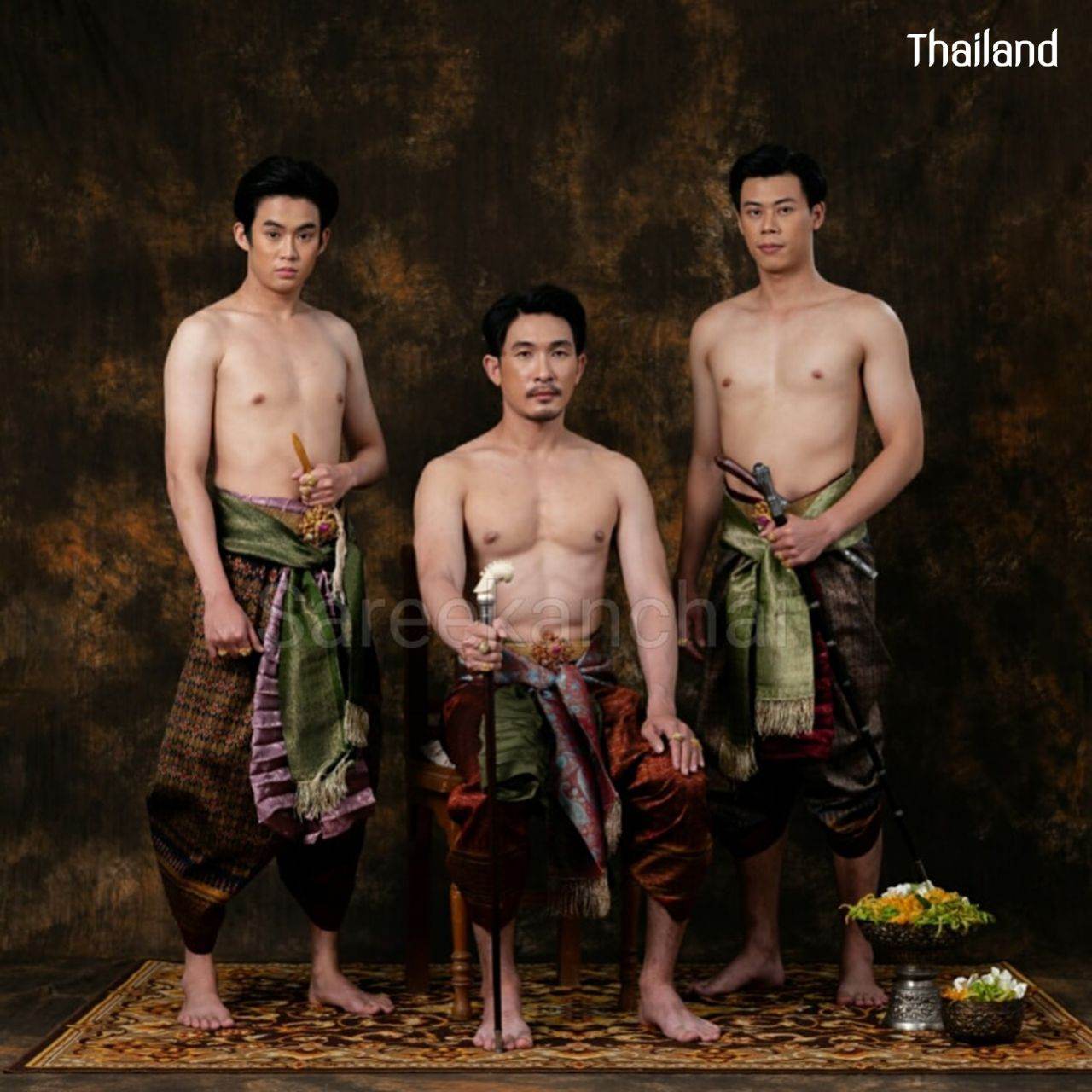 Thailand 🇹🇭 | Thai traditional costume, ชุดไทย