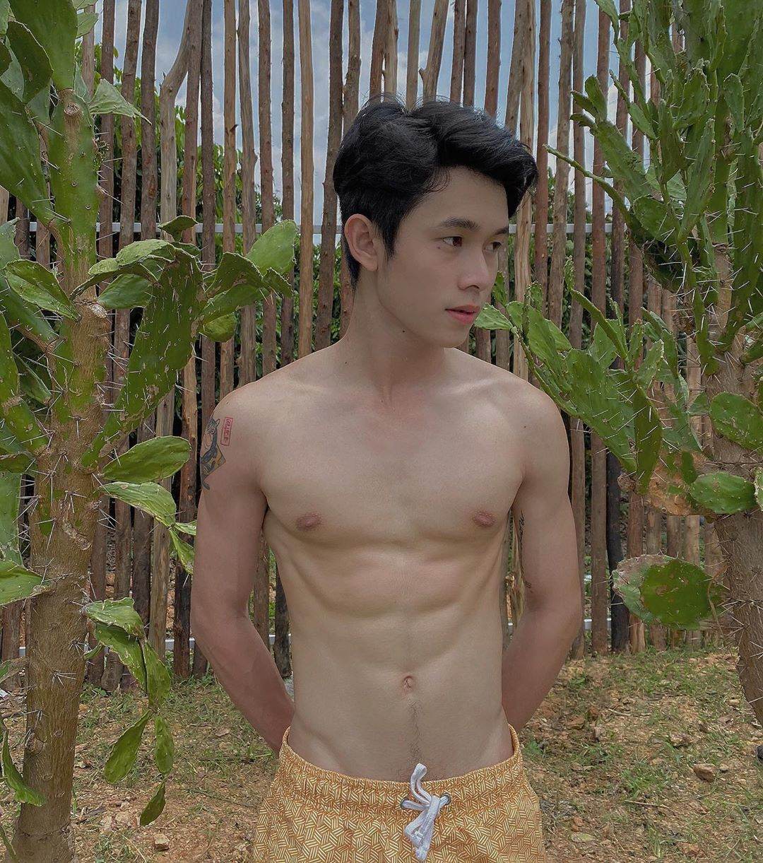 SPECIAL SET:FINกดLIKEใช่กดLOVE; 20