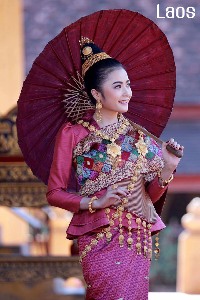 Laos 🇱🇦 | "ງານແຕ່ງ ລາວ" Laos traditional wedding costume