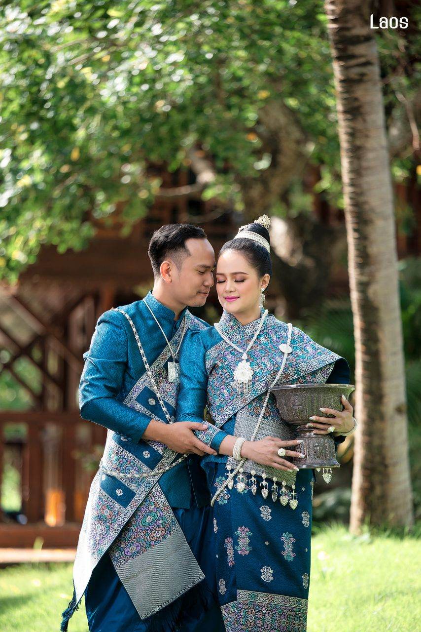 Laos 🇱🇦 | "ງານແຕ່ງ ລາວ" Laos traditional wedding costume