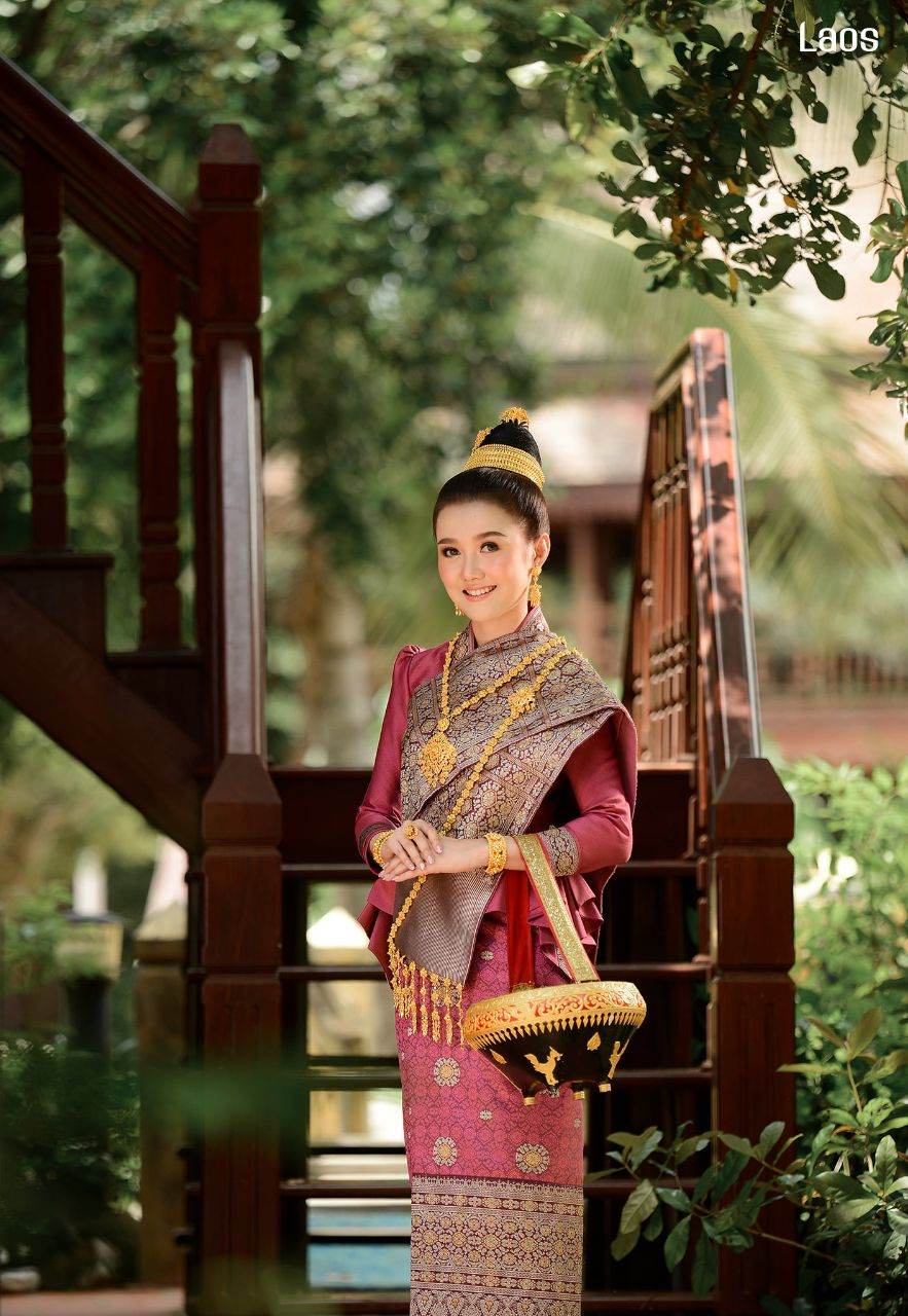 Laos 🇱🇦 | "ງານແຕ່ງ ລາວ" Laos traditional wedding costume