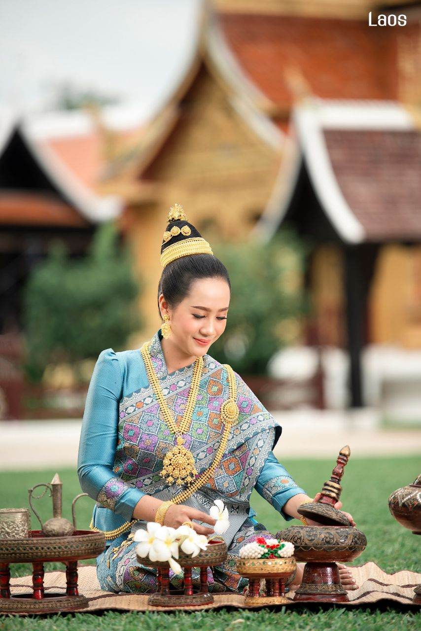 Laos 🇱🇦 | "ງານແຕ່ງ ລາວ" Laos traditional wedding costume