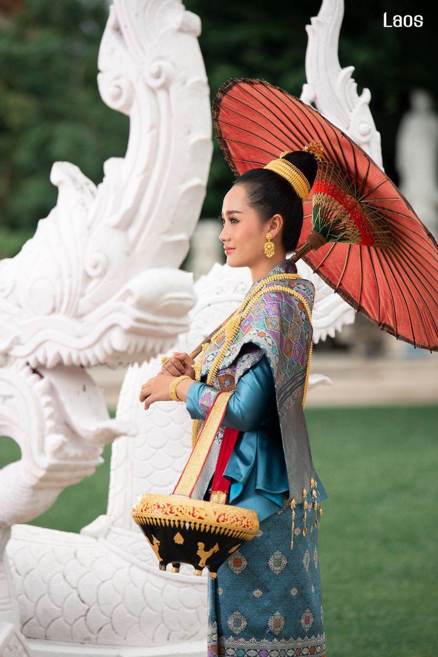 Laos 🇱🇦 | "ງານແຕ່ງ ລາວ" Laos traditional wedding costume