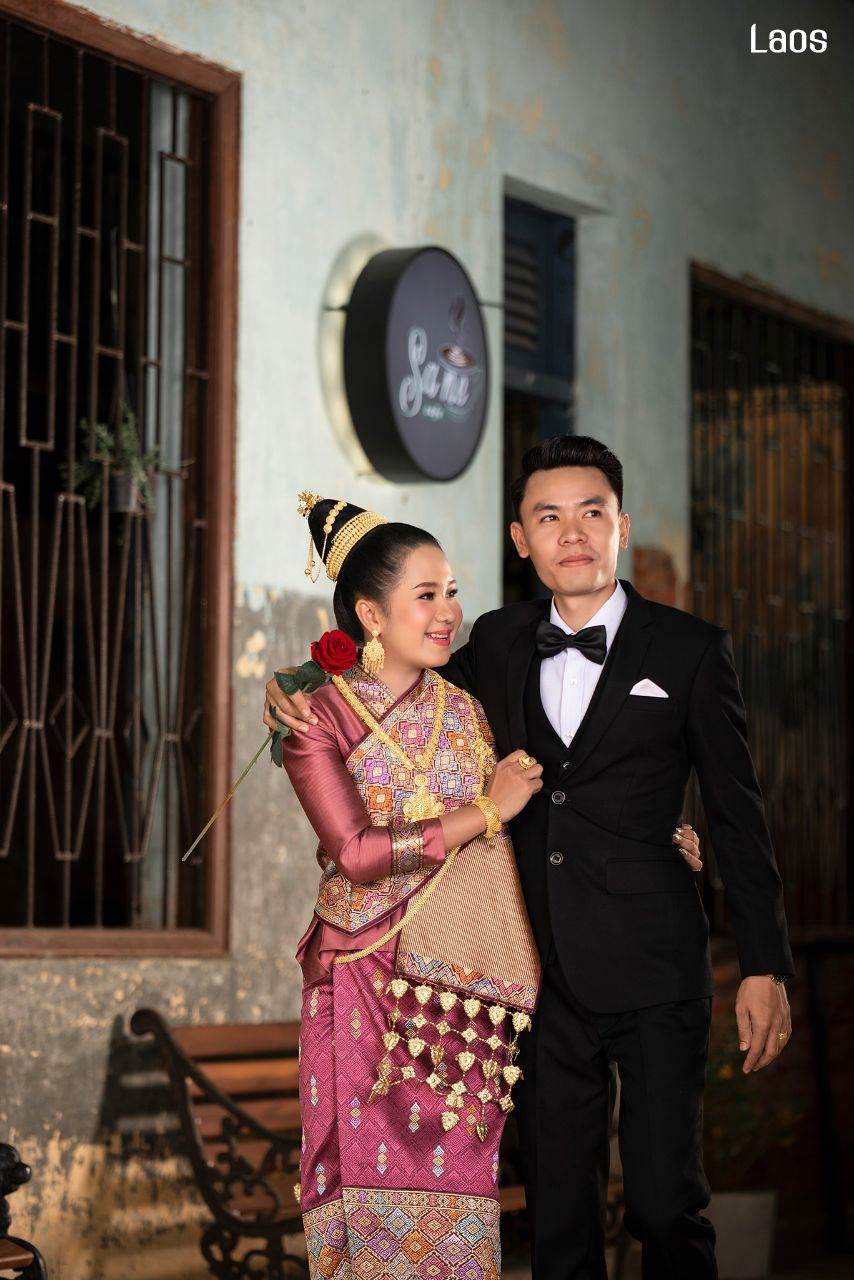 Laos 🇱🇦 | "ງານແຕ່ງ ລາວ" Laos traditional wedding costume