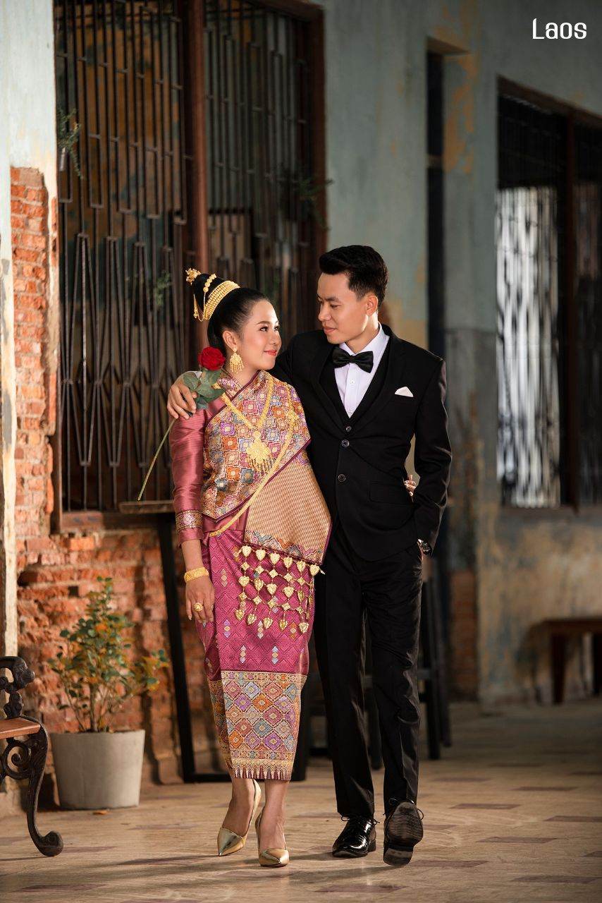Laos 🇱🇦 | "ງານແຕ່ງ ລາວ" Laos traditional wedding costume