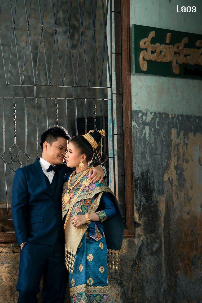 Laos 🇱🇦 | "ງານແຕ່ງ ລາວ" Laos traditional wedding costume
